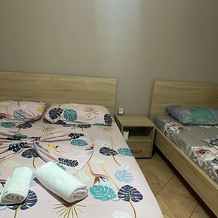Guesthouse Sense Tiranë Ngoại thất bức ảnh